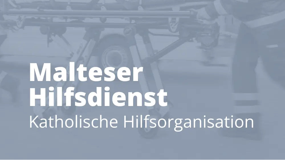 Referenzbild der Malteser mit Logo und Text „Malteser Hilfsdienst, Katholische Hilfsorganisation“, im Hintergrund Rettungseinsatz mit Trage, Partnerreferenz der Erfolgsimpulse GmbH.