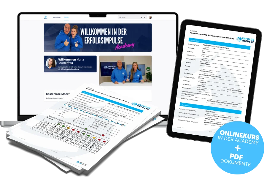 Grafik zum Bewerber-Analyse-Paket von Erfolgsimpulse, mit Laptop Ansicht der Erfolgsimpulse Academy, Tablet mit digitalem Analyseformular, ergänzenden Bewertungsdokumenten und Hinweis auf Onlinekurs in der Erfolgsimpulse®-Academy plus PDF Dokumente, für strukturierte Bewerberanalyse, Recruiting und fundierte Personalentscheidungen.