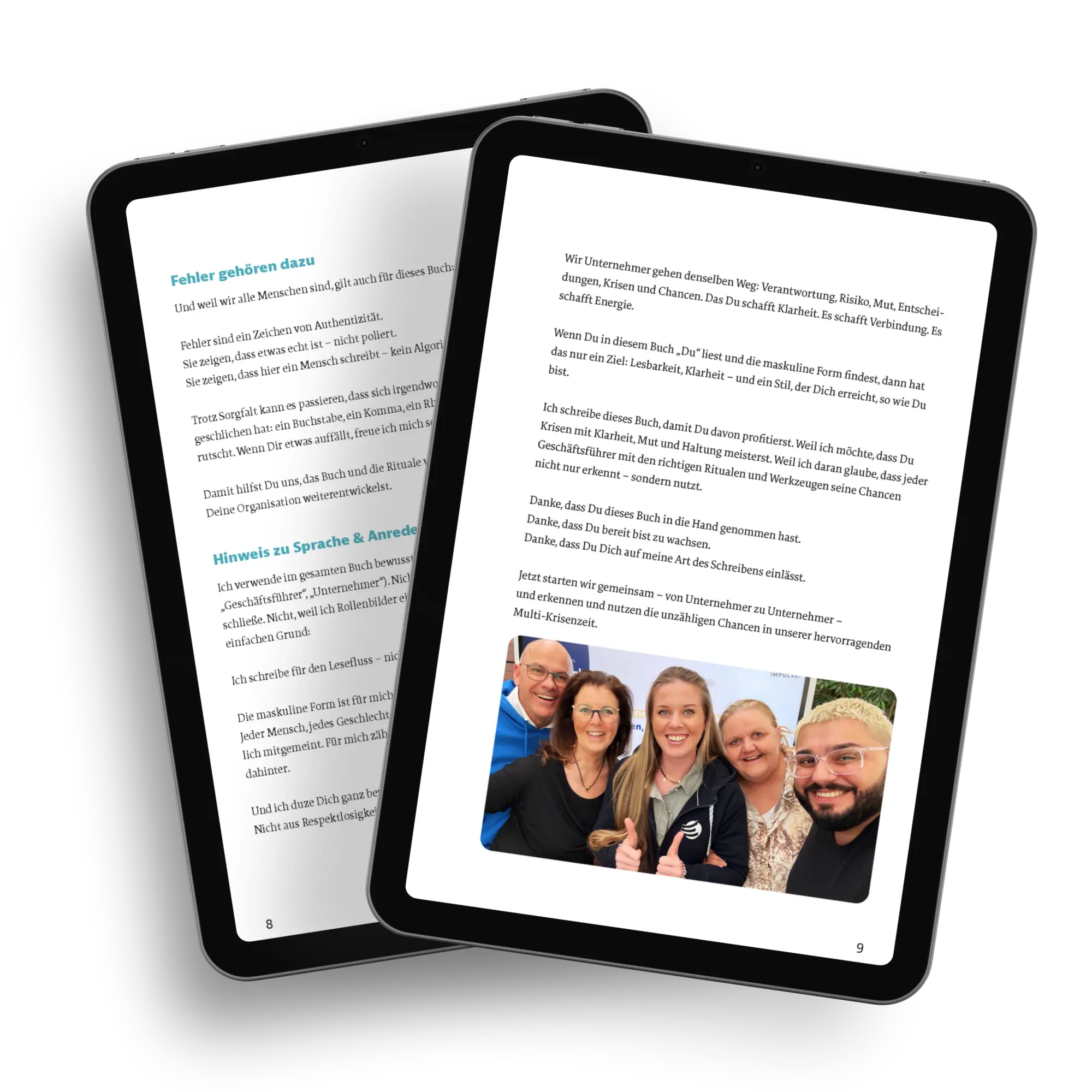 E-Book Mockup mit geöffneten Seiten von „Krise? Nutzen!“ von Marc Klejbor auf zwei Tablets, mit lesbaren Buchseiten und integriertem Teamfoto, als digitales Businessbuch über Krisenmanagement, unternehmerische Verantwortung, Führung und praxisnahe Umsetzung.
