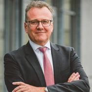 Dr. Joachim Reichert